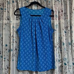 Blue & white tank top 🥰